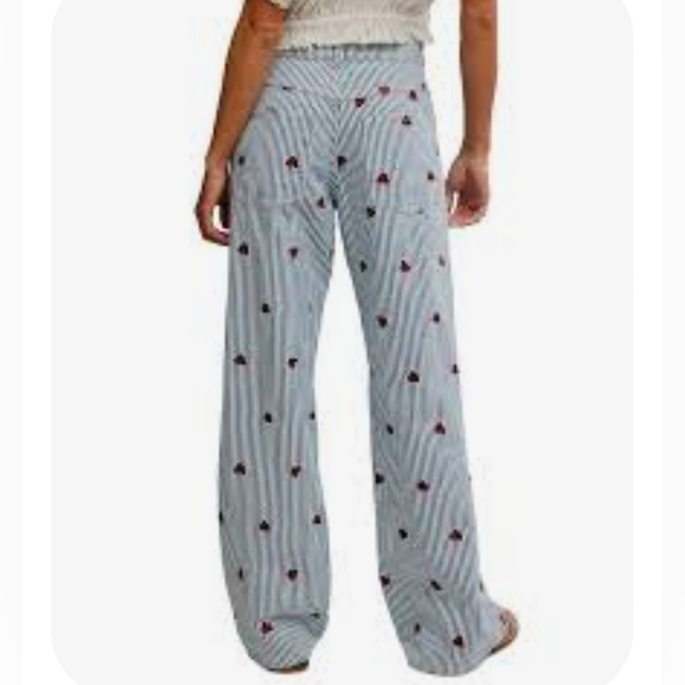 Free People Bugged Out StrIght-leg Jeans. - Picture 3 of 11